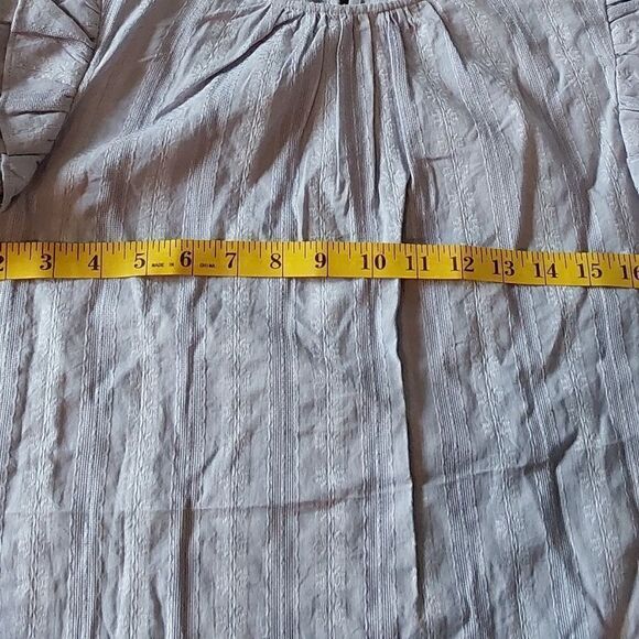 Universal Thread Blouse Sz M Double Ruffle - Picture 12 of 12